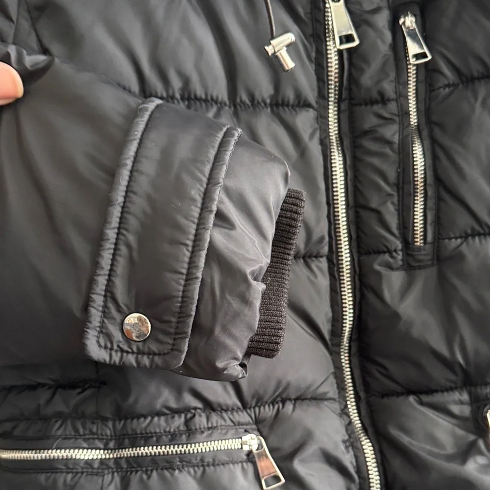 Zara Black Hooded Puffer Jacket - Picture 4 of 11